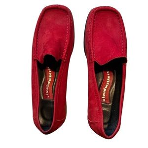 Cloud Walkers Suede Size 9 Red Loafers